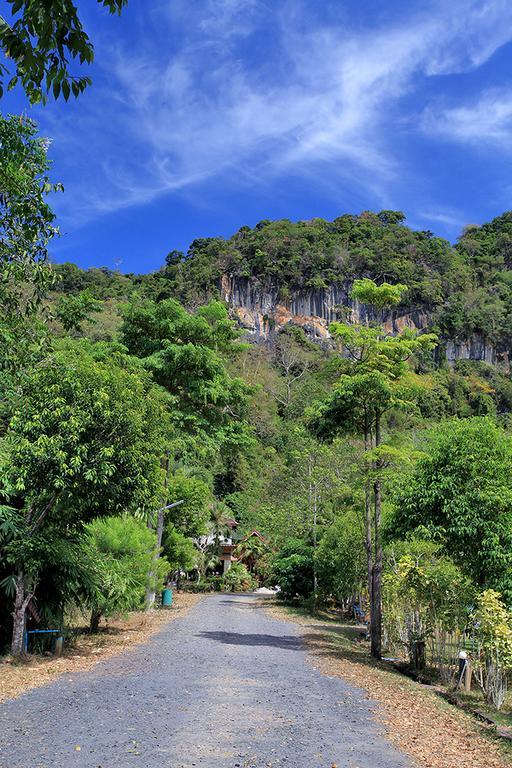 Langu Phupha Resort Satun Exteriér fotografie