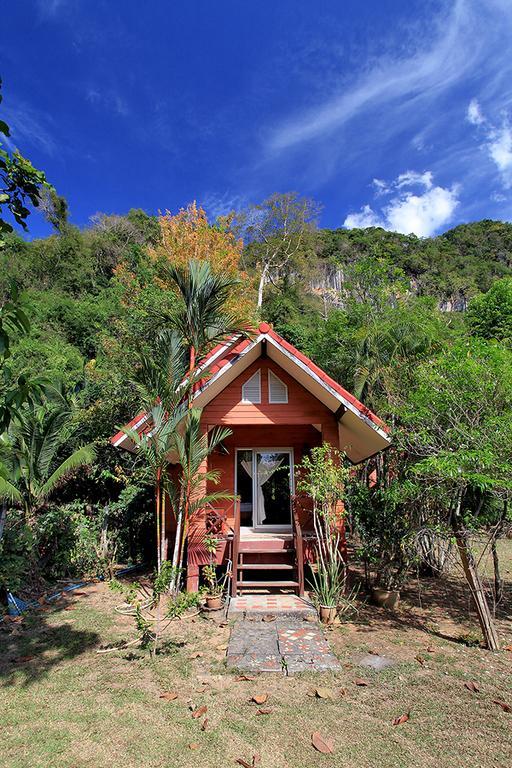 Langu Phupha Resort Satun Exteriér fotografie