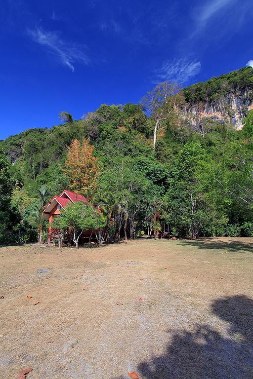 Langu Phupha Resort Satun Exteriér fotografie